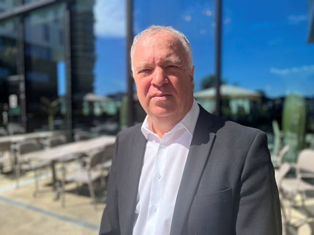 Israels ambassadr Avi Nir-Feldklein sier  anerkjenne en palestinsk stat er  belnne Iran og Hamas.
 Foto: Trine Over Hansen